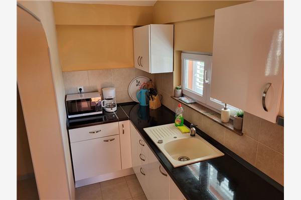 Apartment A2, for 6 persons