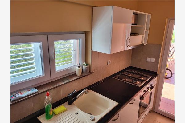 Apartment A2, for 6 persons