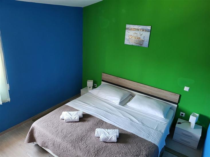 Apartment A2, for 6 persons