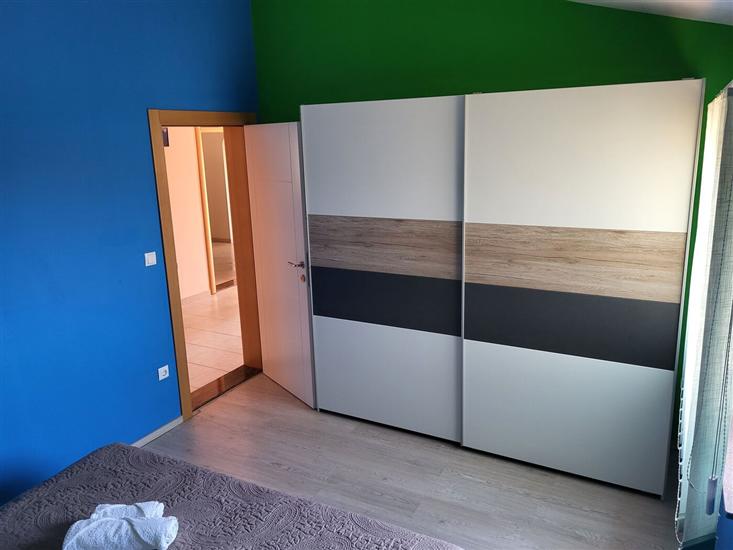 Apartment A2, for 6 persons