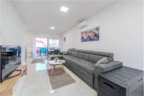 Apartment A1, for 6 persons