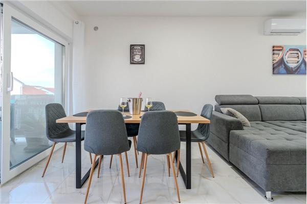 Apartment A1, for 6 persons