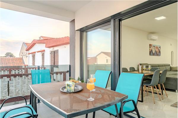 Apartment A1, for 6 persons