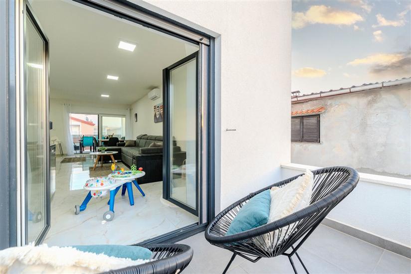 Apartment A1, for 6 persons