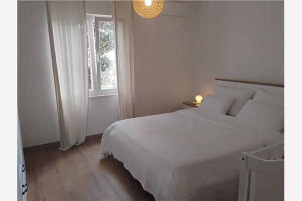 Apartment A1, for 5 persons