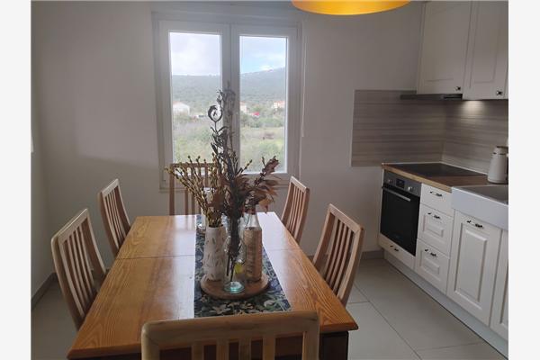 Apartment A1, for 5 persons