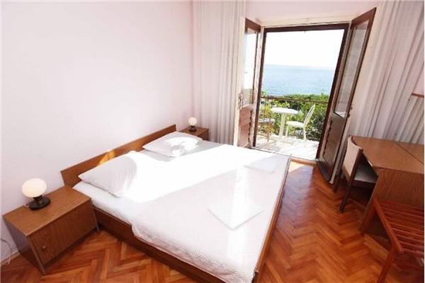 Apartment A1, for 7 persons