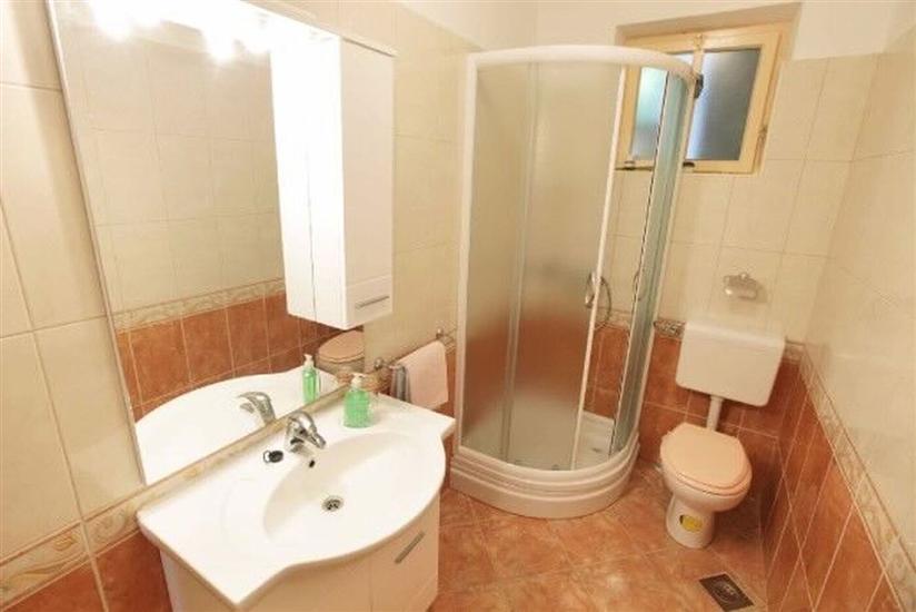 Apartment A1, for 7 persons