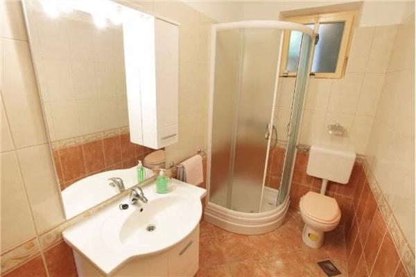 Apartment A1, for 7 persons