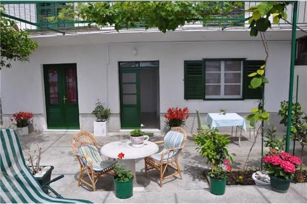 Apartment A2, for 4 persons