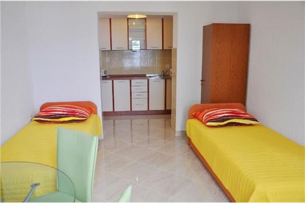 Apartment A2, for 4 persons