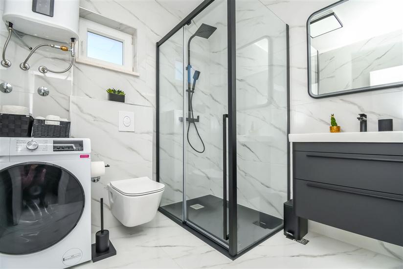 Apartment A1, for 6 persons