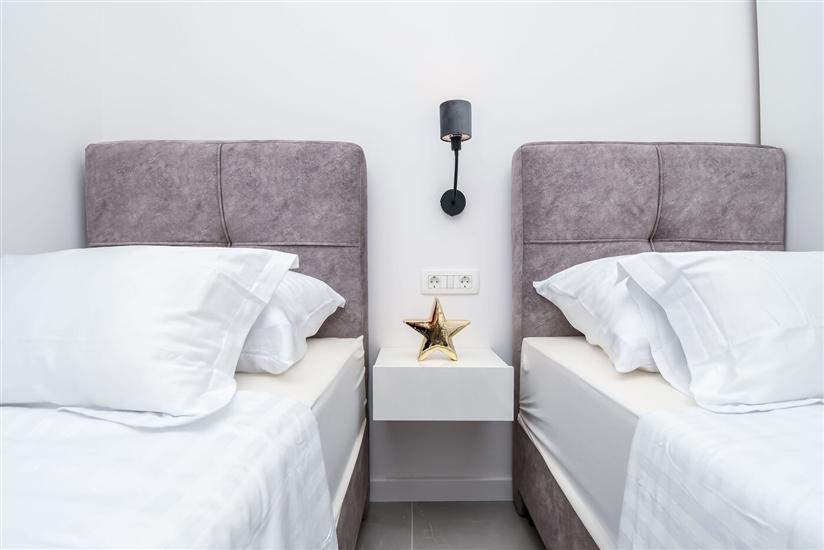 Apartment A1, for 6 persons