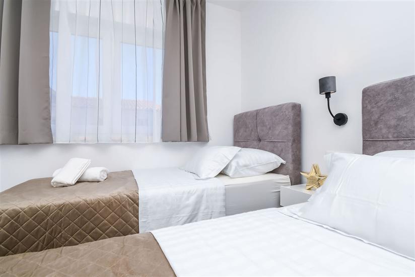 Apartment A1, for 6 persons