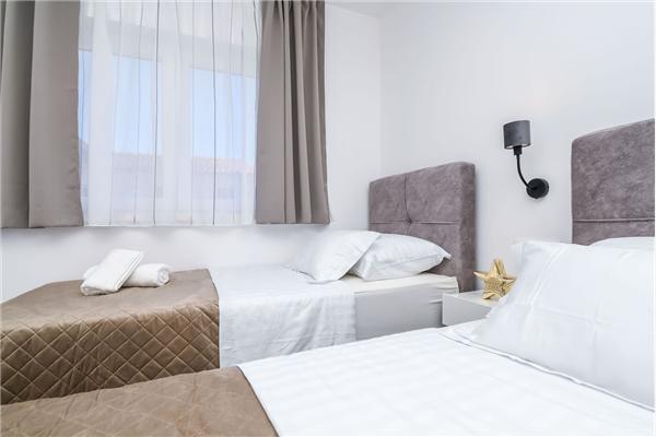 Apartment A1, for 6 persons