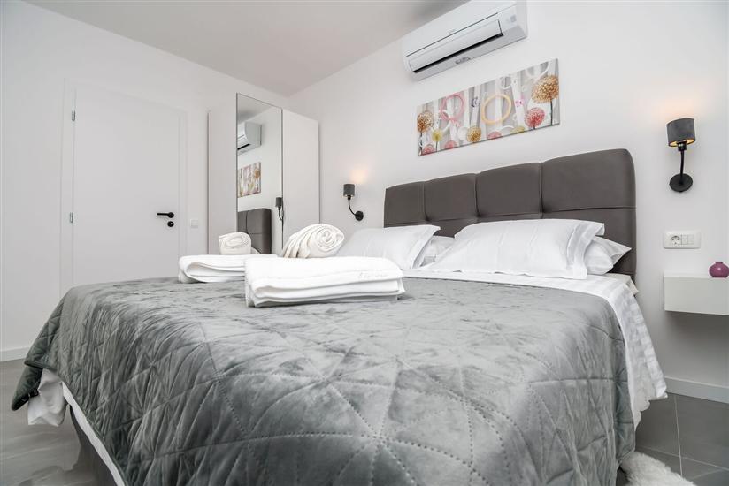 Apartment A1, for 6 persons