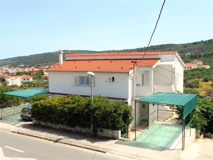 Apartments Naki