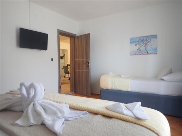 Apartment A1, for 6 persons