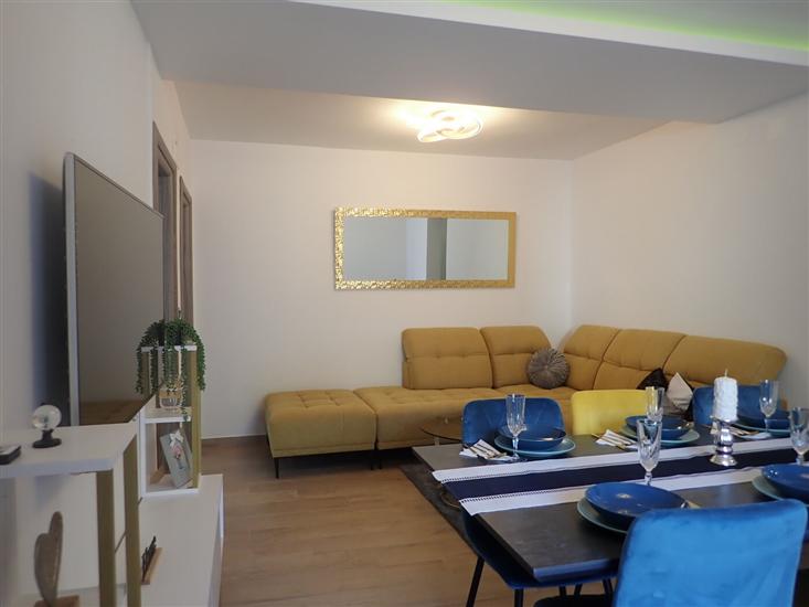 Apartment A1, for 6 persons