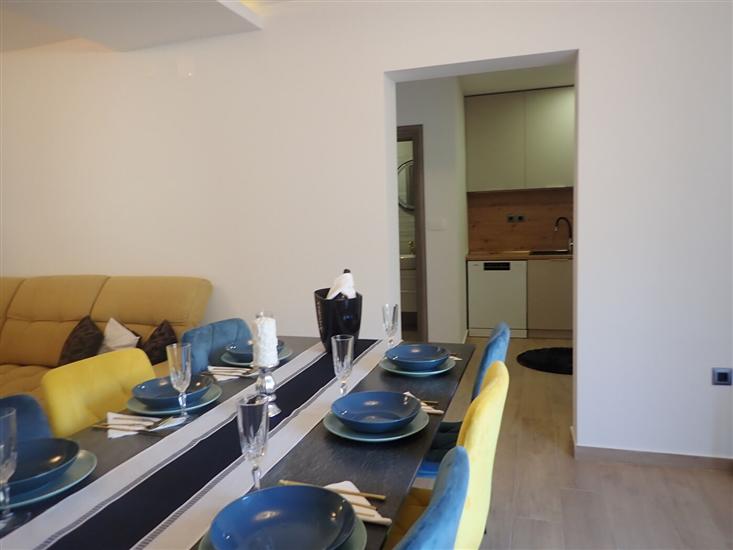 Apartment A1, for 6 persons