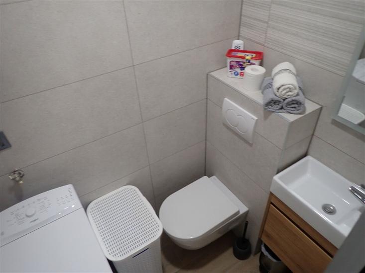 Apartment A1, for 6 persons