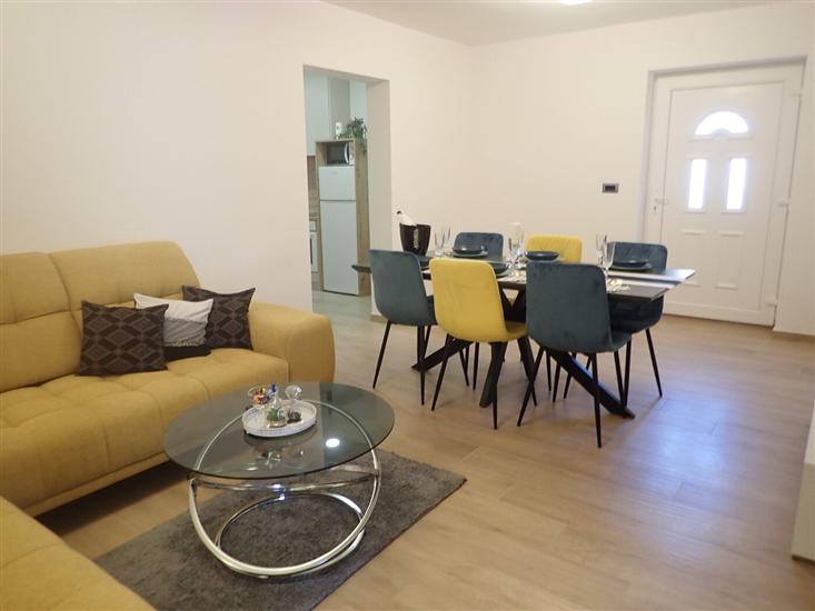 Apartment A1, for 6 persons