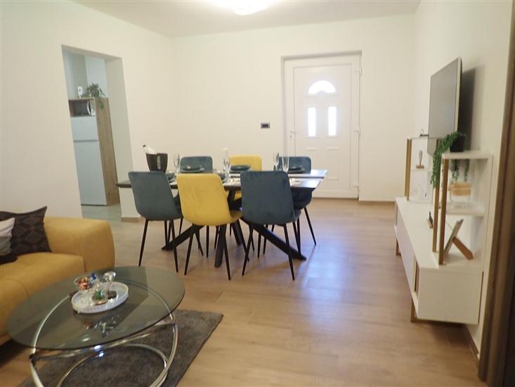Apartment A1, for 6 persons