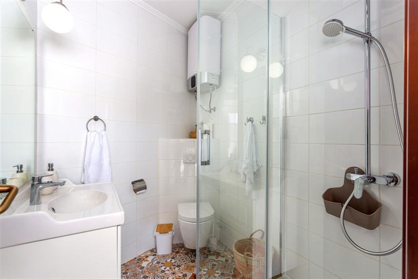 House K1, for 8 persons