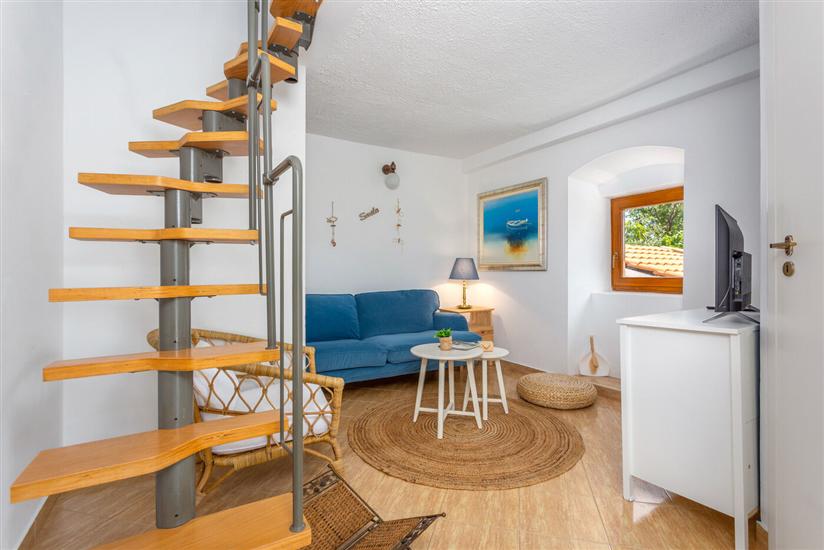 House K1, for 8 persons