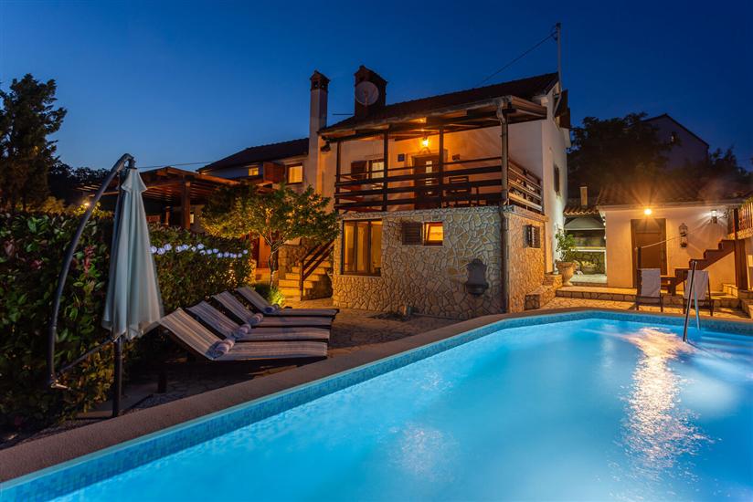 Villa Marak