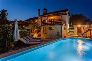 House - Vrbnik - island Krk