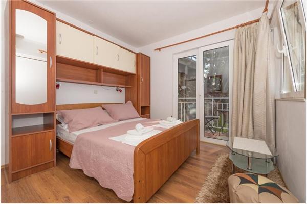 Apartman A2, na 6 osebe