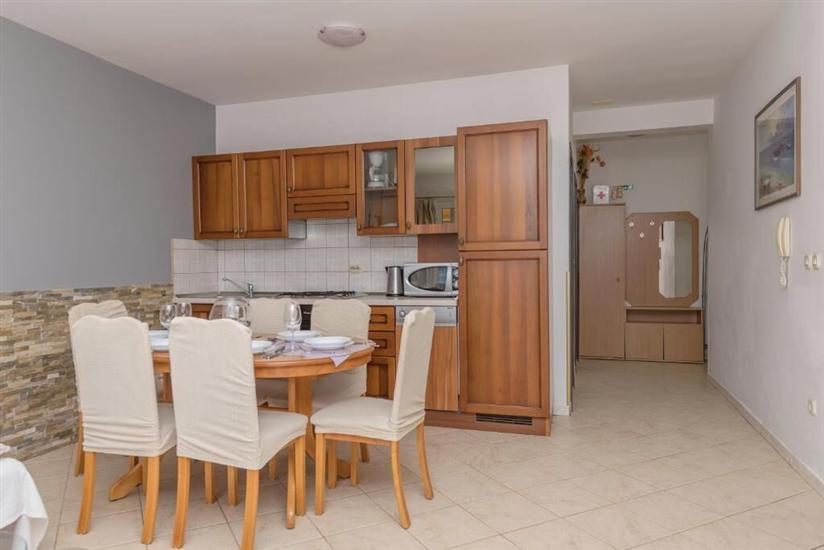 Apartman A3, na 6 osebe