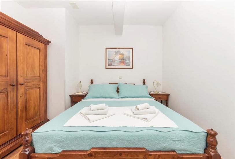 Apartment A4, for 8 persons