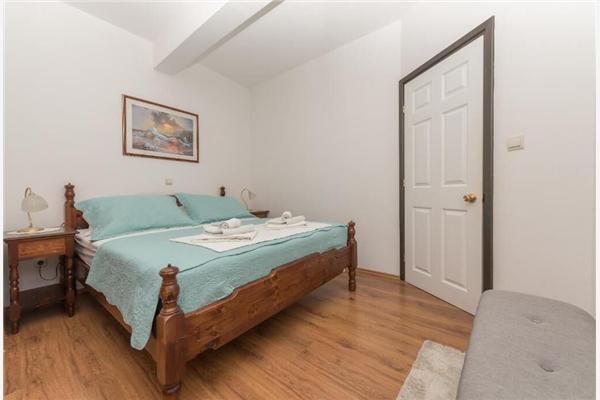 Apartment A4, for 8 persons