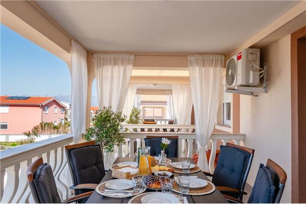 Apartment A2, for 4 persons