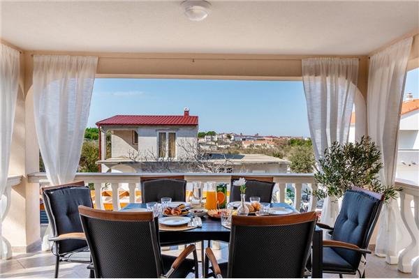 Apartment A2, for 4 persons