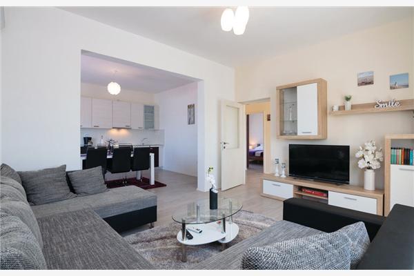 House K1, for 12 persons