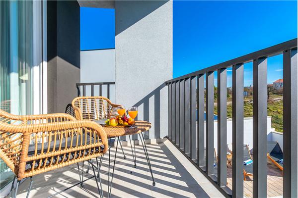 House K1, for 8 persons