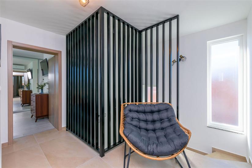 House K1, for 8 persons