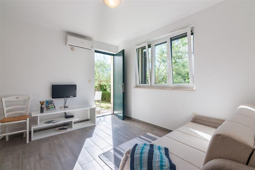 Apartment A2, for 3 persons
