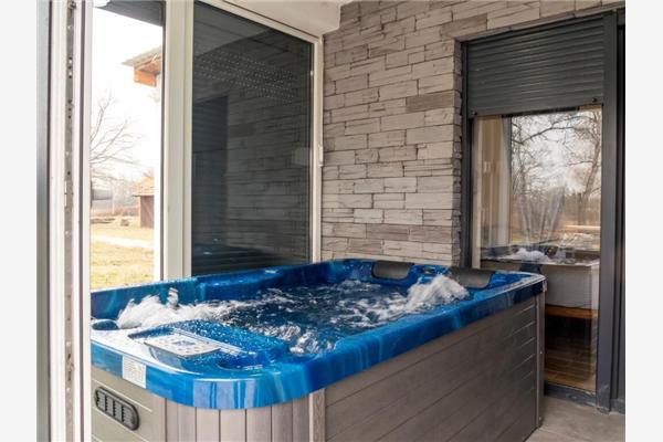 House K1, for 8 persons