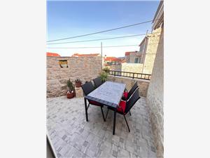 Apartment Middle Dalmatian islands,BookLevondaFrom 114 €