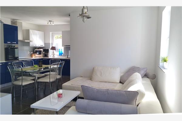Apartment A4, for 8 persons
