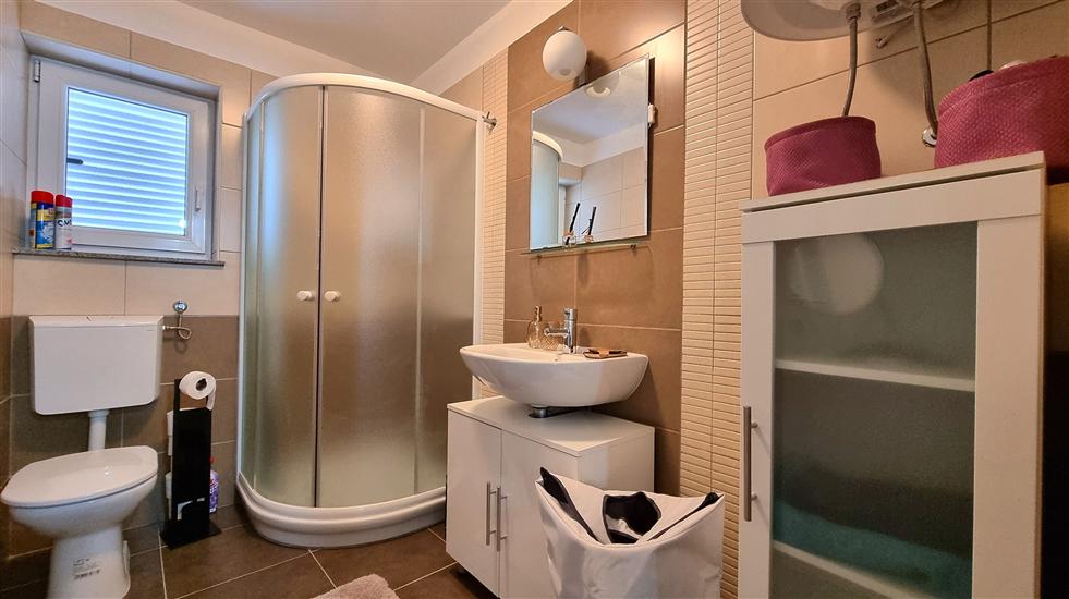 Apartment A4, for 8 persons