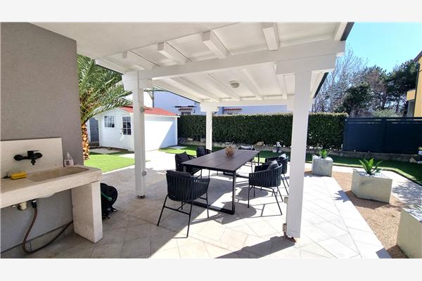 Apartment A4, for 8 persons