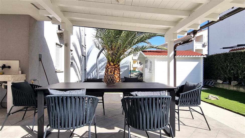 Apartment A4, for 8 persons