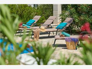 Villa Ella , Stone house, Size 220.00 m2, Accommodation with pool