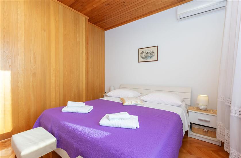 Apartment A2, for 7 persons