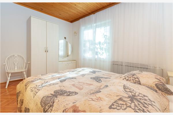 Apartment A2, for 7 persons